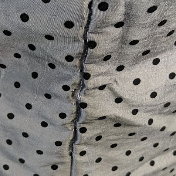 Signature Larry Levine Belted Grey Blouse, Size L - Picture 6 of 7